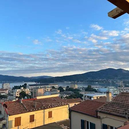 Apartment La Terrazza Al Portoferraio